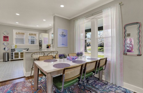 Cooper-Young Historic District Casa | NEW 4BR Memphis Vibe - Pool, 10 Min to Beale St!