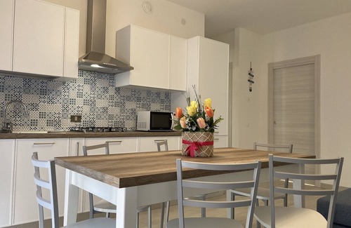 Rosolina Mare Apartamento | Apartamento nuevo y luminoso cerca de la playa.