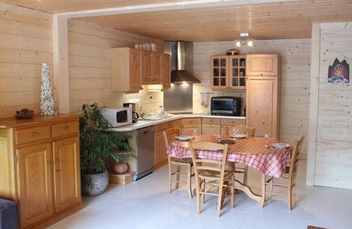 Manigod Apartamento | Apartamento nuevo y cálido en chalet con orientación sur en Manigod