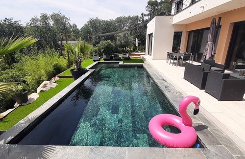 Saint-Gely-du-Fesc Villa | New architect-designed villa, 180m2, swimming pool, 12 minutes from Montpellier