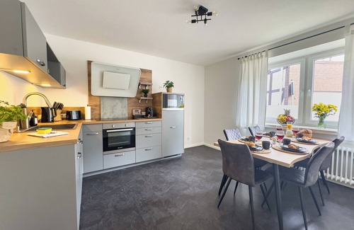 Lemfoerde Apartamento | NEW! Central and modern apartment in top location & close to the Dümmer