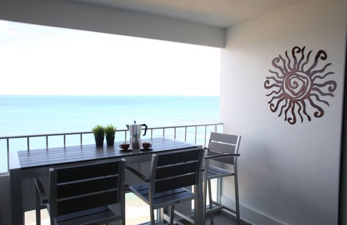 Vilomar Condominio | << NEW >> Completely Renovated, Playa Azul-Tower 1, 18th Floor, 1 Bedroom1 Bath
