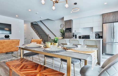 Mirabel Casa | New construction 3 bedroom townhouse in Mirabel