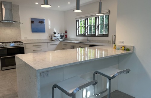 Somerset Village Cabaña | New cottage with water views