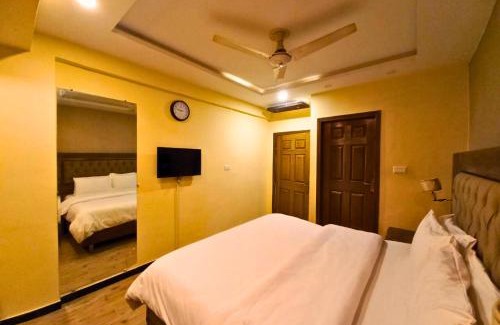 F-7 Sector Hotel | New Crown Palace Hotel