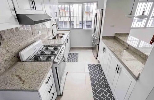 Yolanda Morales Condominio | New fully-renovated 3 bedroom apt in Piantini