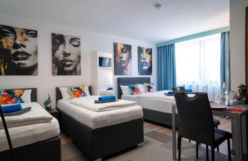 Hohberg Hotel | NEW Gästehaus Flora,Kitchen,TV,Free Parking,near Europa Park and Strasbourg