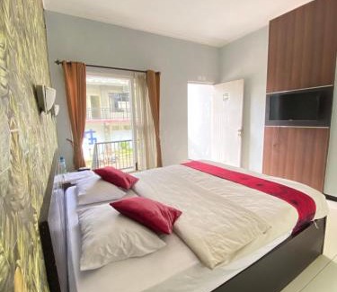 Kemuninglor Hotel | New Green Hill Hotel