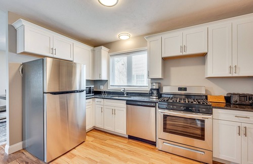 Tamworth Casa | New Hampshire Abode w/ Mountain Views, Near Skiing