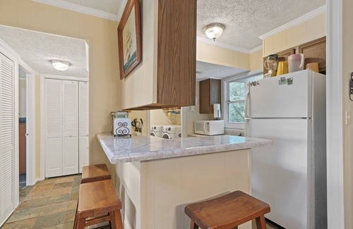 Eatonton Casa | NEW!! Hidden Gem - Lakefront Home with Boat Dock & Private Boat Ramp