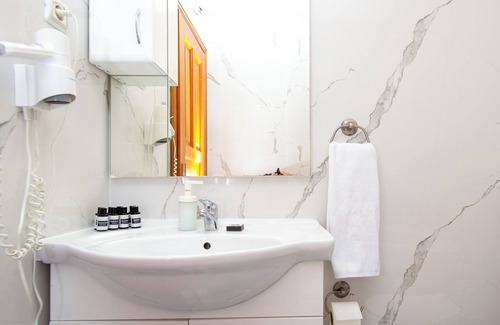 Becici Hotel | New Hotel Kuc By Marvel