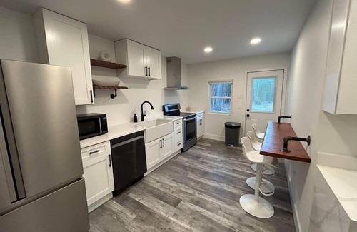 Sicklerville Casa | New House in a 50 Acre Land