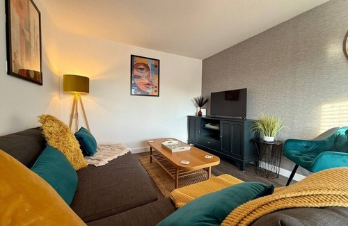 Birstall Casa | New Listed | 20%OFF — Family|WIFIParking|Sleeps13