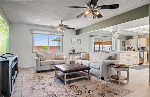 Phoenix Casa | New Listing!! 55+ Community in Sun City West