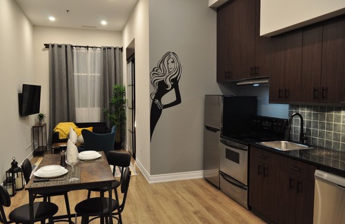 Financial District Condominio | New Loft in famous historical "Graphic Art Building" heart of downtown Toronto