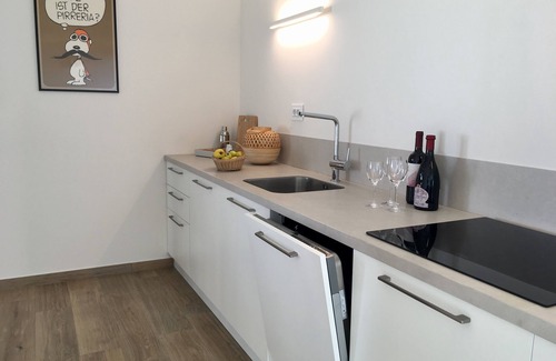 Lonato del Garda Apartamento | Loft nuevo con hermosa vista al lago