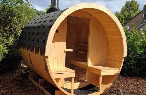 Ewijk Villa | NEW! Luxury cottage with sauna and hot tub, 6p