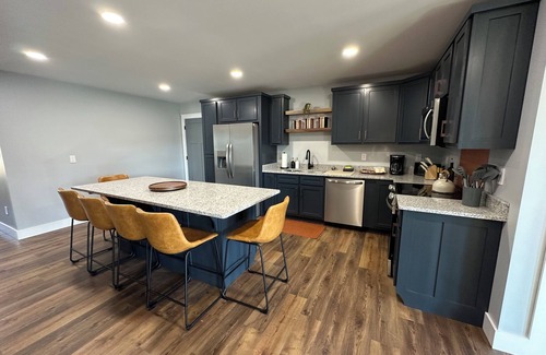 Trenton Cabaña | **NEW** Mountain & Sunset Views l Near Cloudland Canyon - Cloudland Cottage!