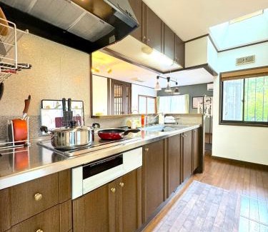 Oyama Villa | New OPEN BBQ ウッドデッキ テントサウナ 最大13名宿泊可能