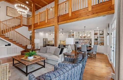 Wedowee Casa | New - Peaceful Lake House, Hot Tub & Private Dock!