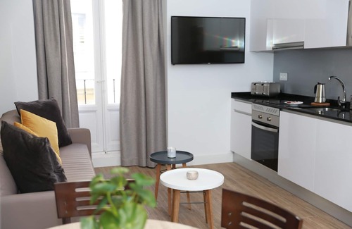 Sol Apartamento | New Point Madrid Opera