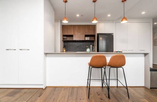 Phillip Apartamento | New to VRBO: Stylish 2BR Apt | 5 mins to Canberra Hospital!