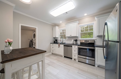 Hot Springs Cabaña | NEW! UPTOWN Cottages - 2bed/1bath-new furnishings!