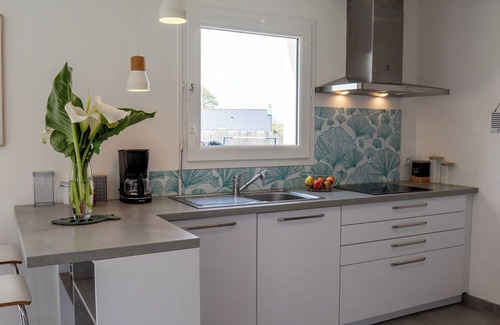 Plouneour-Brignogan-Plages Casa | New villa 100 m from the beach, 4 bedrooms, enclosed grounds.