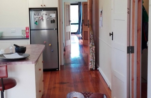 Peterborough Casa | Newfield Holiday House