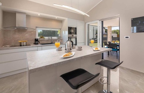 Belavici Villa | Villa Martina con piscina