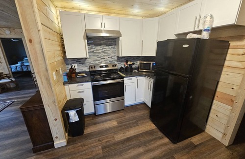 Mammoth Spring Cabina | Newly constructed Secluded Ozark Cabin - 45 Acres - Fire Pit & Trails