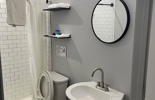 St. Marys Hotel | Newly remodeled 14-room hotel in charming St. Mary's .