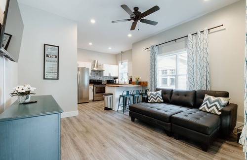 Spartanburg Casa | Newly remodeled bungalow style home 4 min from downtown Spartanburg