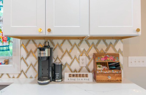 Sparta Cabaña | Newly remodeled luxury cottage with mountain views