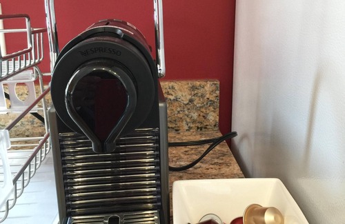 Ingleside Cabaña | Recién remodelado privada Garden Cottage