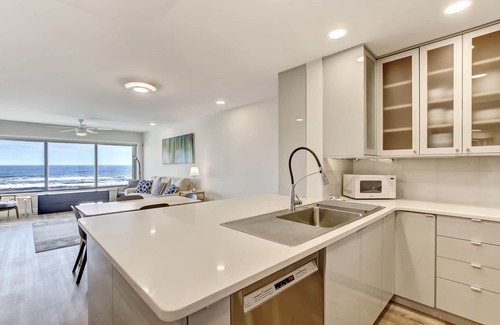 Amelia City Condominio | NEWLY RENOVATED & NEW TO THE MARKET: Modern, Oceanfront One Bedroom Condo. C-120