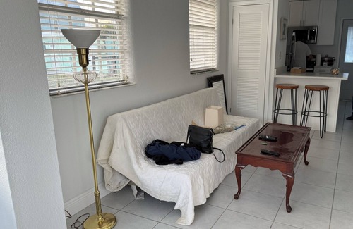 Redington Shores Casa | Newly Renovated Beachside Duplex in Redington Shores – Steps from the Sand!