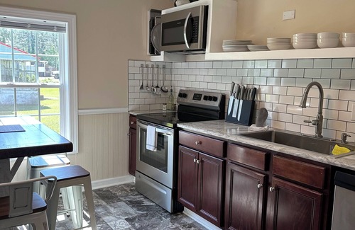 Hobucken Casa | Newly Renovated 3bed/2bath Pet Friendly Home on Goose Creek Island