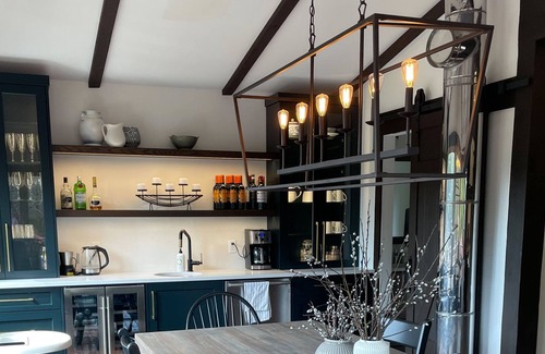 Grey Highlands Casa | Newly Renovated Bavarian Style Chalet