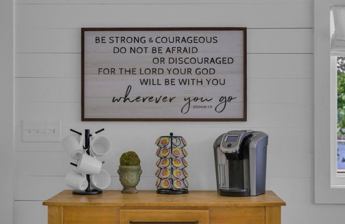 Henrico Casa | Newly renovated beauty on main lake with sunrise to sunset panoramic views!