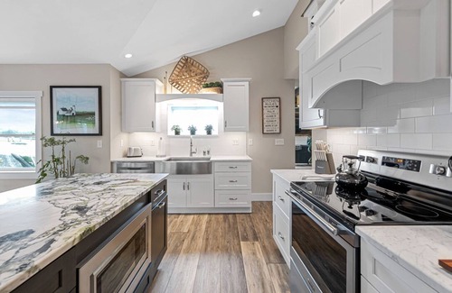 Mills River Otro | Newly renovated, convenient to area attractions yet very serene