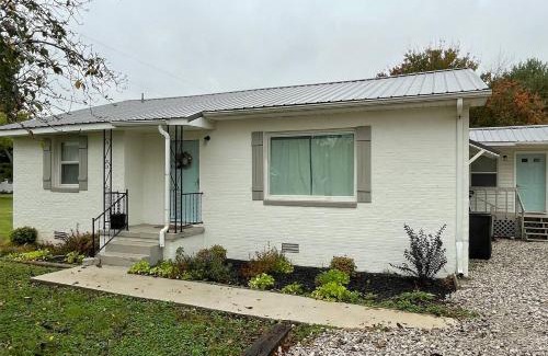 Decherd Apartamento | Newly Renovated Cozy Place Minutes From The Lake