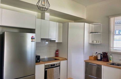 Beechworth Casa | Newly renovated, dog-friendly, 5 minute walk to town!