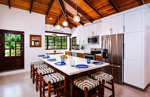 Palm Beach Estates Casa | Ocean, playa casa! ¡Piscina privada! Junto a la piscina Palapas! Cada dormitorio tiene baño privado!