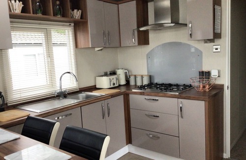 New Quay Chalet De Esquí | Newquay Haven caravan 42x14 with Ocean Views