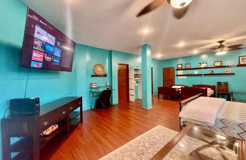 Koror Apartamento | Ngermid Oasis Large Studio With Kitchen & Scenic Views