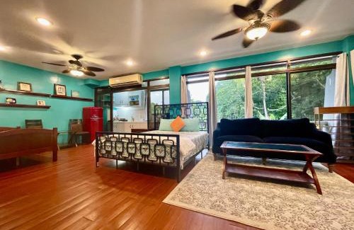 Koror Apartamento | Ngermid Oasis Large Studio With Kitchen & Scenic Views