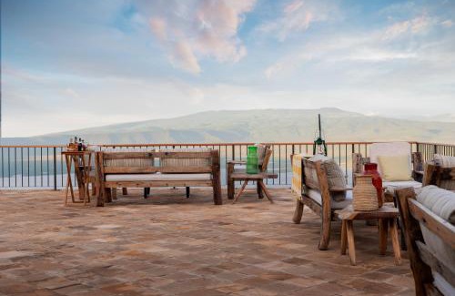 Ngorongoro Conservation Area Cabina | Ngorongoro Lodge member of Melia Collection - The Leading Hotels of the World