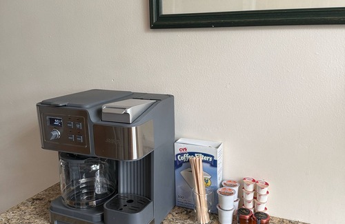 Kingman Park Apartamento | Nice 1-BR Apt w/all amenities, inc WiFi & CATV, on Quiet Blk on Capitol Hill, DC