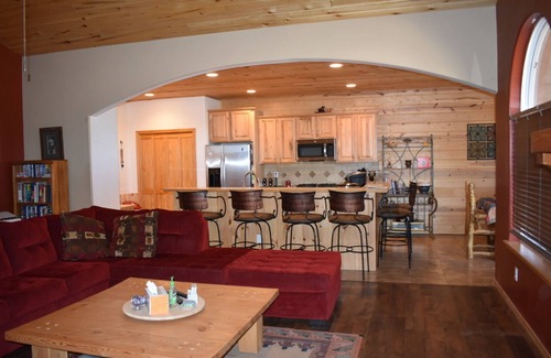 Pagosa Springs Cabina | Casa Hermosa, Acerca De Todo, 3 Recamara, 2 Banos, Terraza Cubierta, Jacuzzi,